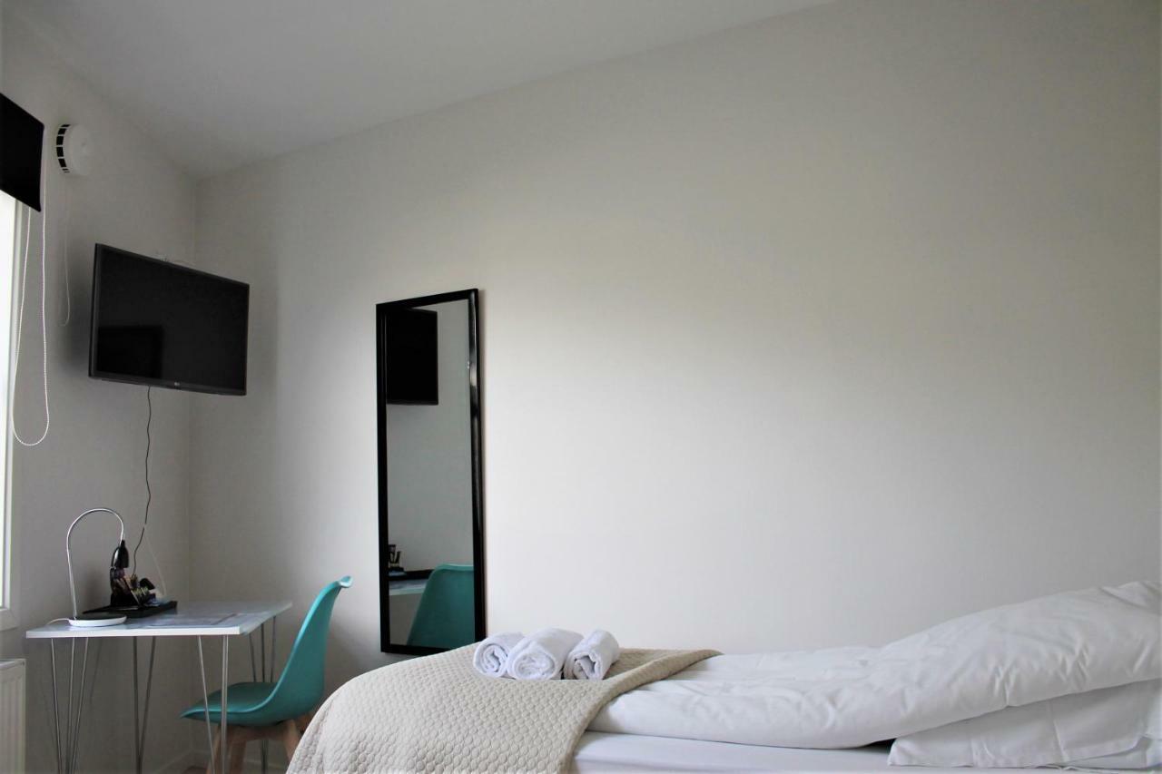 Hotel Nuka 일루리사트 외부 사진